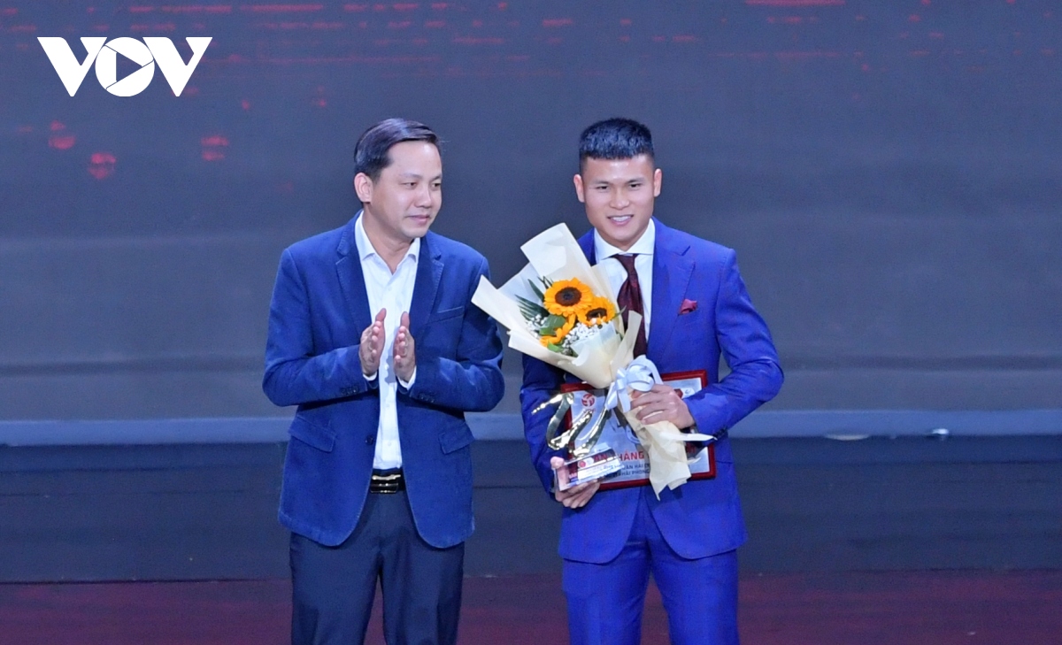 Tuấn Hải nói gì khi giành giải thưởng Bàn thắng đẹp nhất V-League 2022
